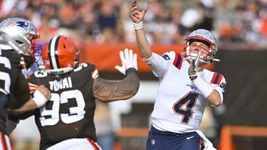 Patriots aplasta a Browns y Belichick llega a 324 victorias