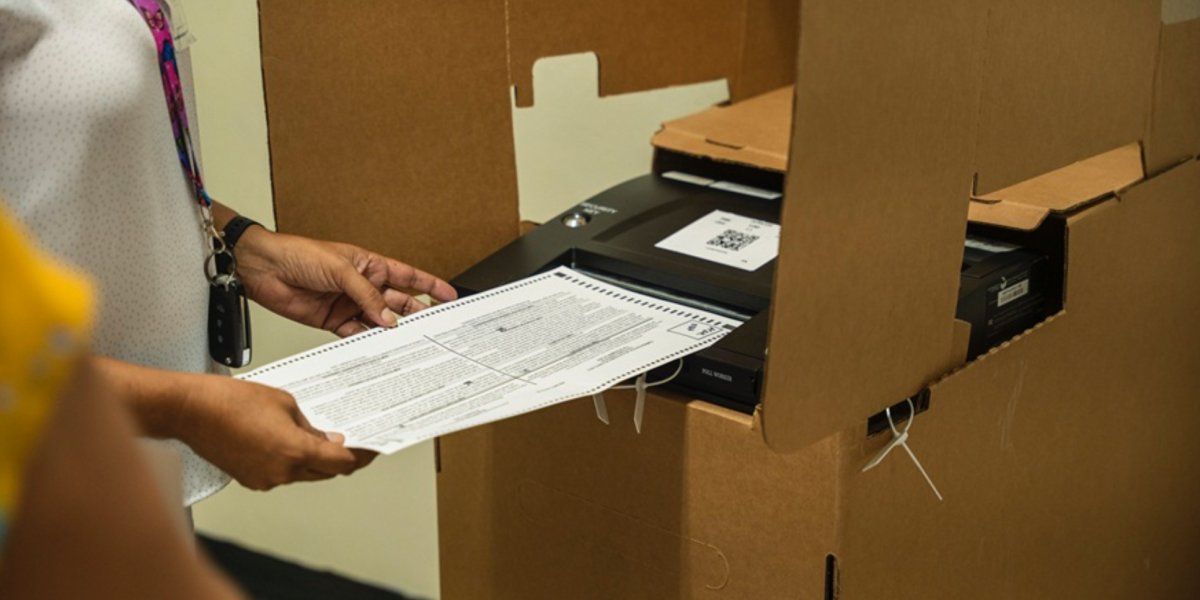 La CEE acepta que un 70% de los colegios electorales no pudieron transmitir resultados desde los centros de votación
