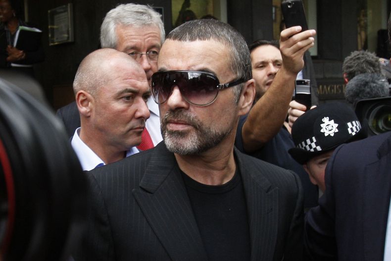 ESP-CEL_GBRETAÑA-GEORGE_MICHAEL-2.jpg