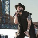 ARCHIVO - Carín León durante su concierto en el segundo fin de semana del Festival de Música y Arte del Valle de Coachella el domingo 21 de abril de 2024, en Empire Polo Club en Indio, California. (Foto Amy Harris/Invision/AP)