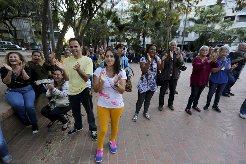 REP-GEN_VENEZUELA-VOLUNTARIOS_OPOSITORES-3.jpg