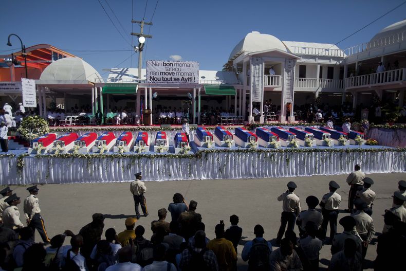 CAR-GEN_HAITI-CARNAVAL_FUNERAL-0.jpg