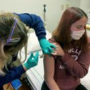 Vacuna de Pfizer es 100% efectiva en adolescentes