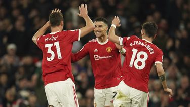 Cristiano anota y Man U rescata empate ante Chelsea