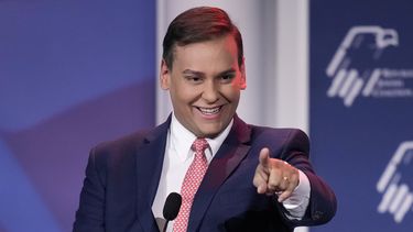 Caso Santos priva a republicanos de momento triunfal