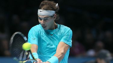 americateve | Rafael Nadal durante el encuentro en que venci&oacute; a Roger Federer en semifinales de la Copa Masters en Londres el 10 de noviembre del 2013 (AP Foto/Alastair Grant)
