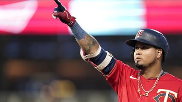 Luis Arráez se presenta a arbitraje ante los Marlins