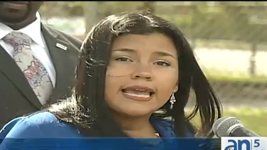 americateve | El sindicato de maestros de Miami Dade presentó hoy una demanda contra el alcalde del condado Carlos Giménez. La razón de la demanda es un supuesto manejo inapropiado del proceso de apelacion de impuestos del condado, que afectaría la educación de miles d