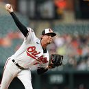 Orioles completan barrida sobre Rangers