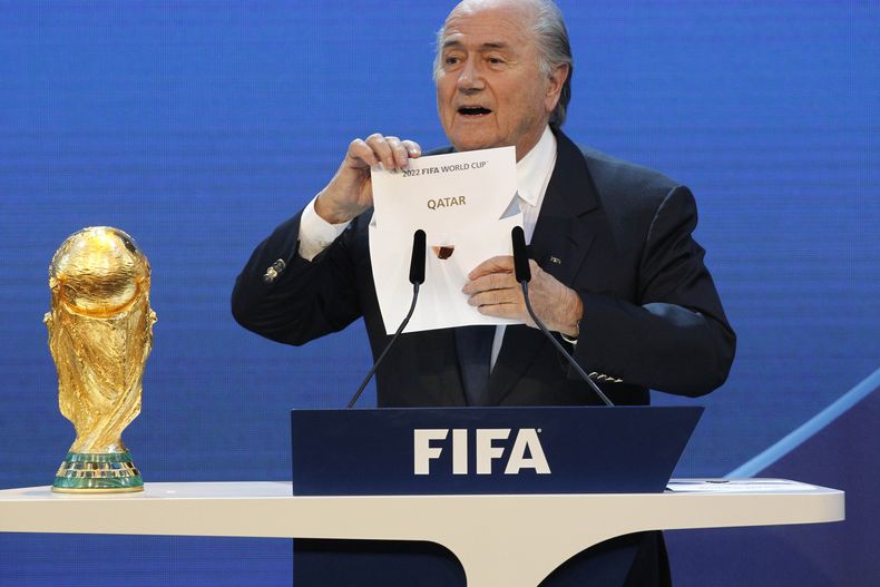 DEP-FUT MUNDIAL VAN GAAL-CRÍTICAS