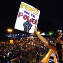 Cientos se congregan para intentar ahogar discurso de Trump