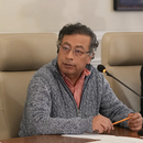 Petro critica suspensión de Chevron en Venezuela mientras Colombia enfrenta crisis interna