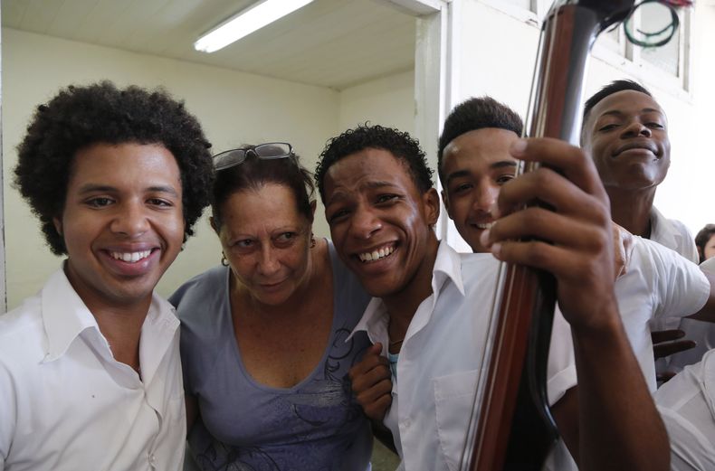ESP-MUS_CUBA-ORQUESTA_ESTADOUNIDENSE-2.jpg