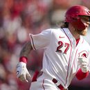 Jake Fraley, de los Rojos de Cincinnati, recorre las bases tras conectar un jonrón solitario en el juego del sábado 22 de julio de 2023, ante los Aiamondbacks de Arizona (AP Foto/Aaron Doster)