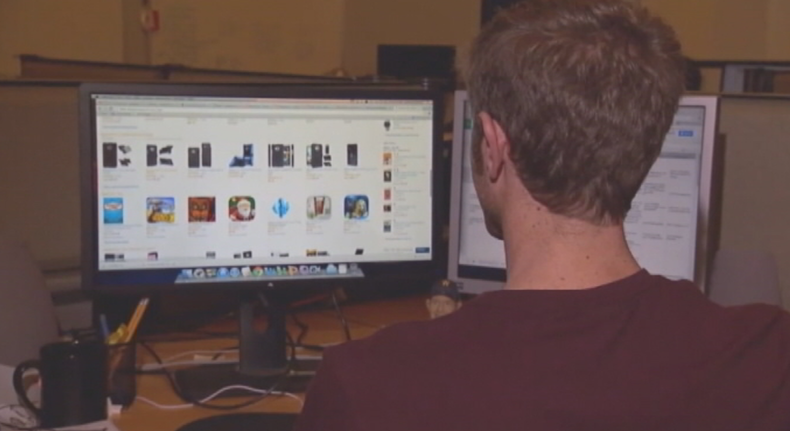 lunes cibernetico.png