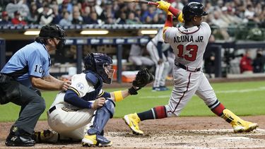 Acuña vuelve y Bravos derrotan a Cerveceros