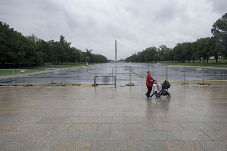 El estanque reflectante en Washington, el 21 de septiembre del 2026. (AP foto/Rod Lamkey, Jr.)