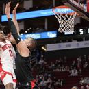 Clippers superan 99-98 a Rockets con 26 puntos de Jackson