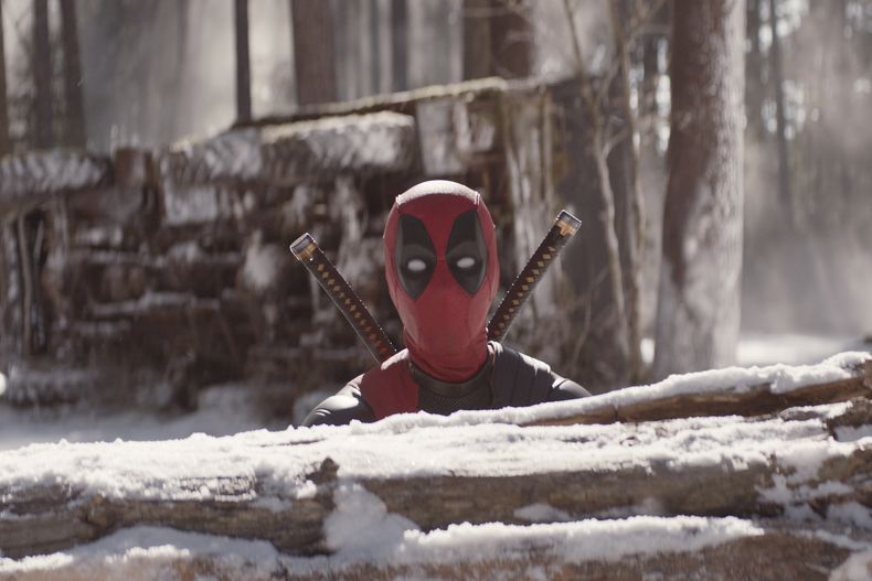 Esta imagen proporcionada por 20th Century Studios/Marvel Studios muestra a Ryan Reynolds como Deadpool/Wade Wilson en una escena de Deadpool & Wolverine. (20th Century Studios/Marvel Studios via AP)