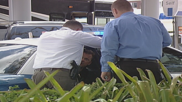 policia del doral  capturo a un ladron de bicicletas