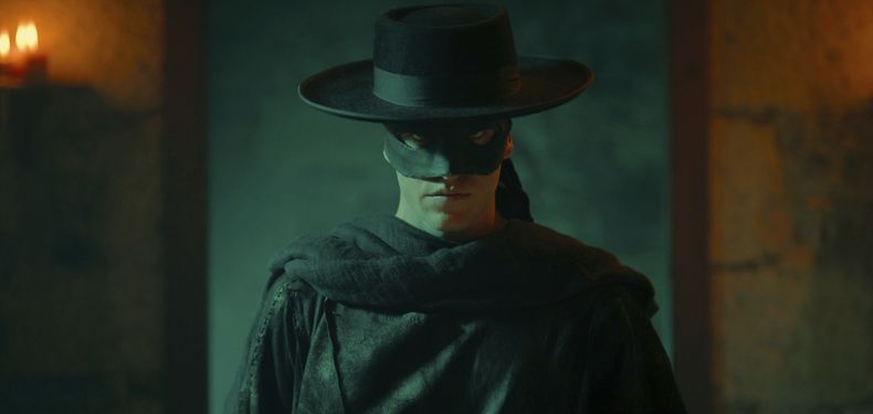 En esta imagen proporcionada por Prime Video, Miguel Bernardeau en una escena de la serie Zorro. (Prime Video vía AP)