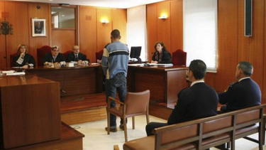 mas de 500 juicios y mas de 50 coleros procesados en operativos contra mercado negro en cuba