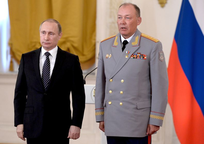 EUR-GEN RUSIA-GUERRA COMANDANTE