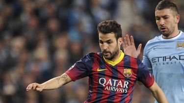 americateve | Foto del 18 de febrero del 2014 de Cesc Fabrigas, de Barcelona, durante un encuentro contra Manchester City en la Liga de Campeones en Manchester, Inglaterra. El 12 de junio del 2014 se anunci&oacute; que fue transferido al Chelsea de la Liga Premier. (A