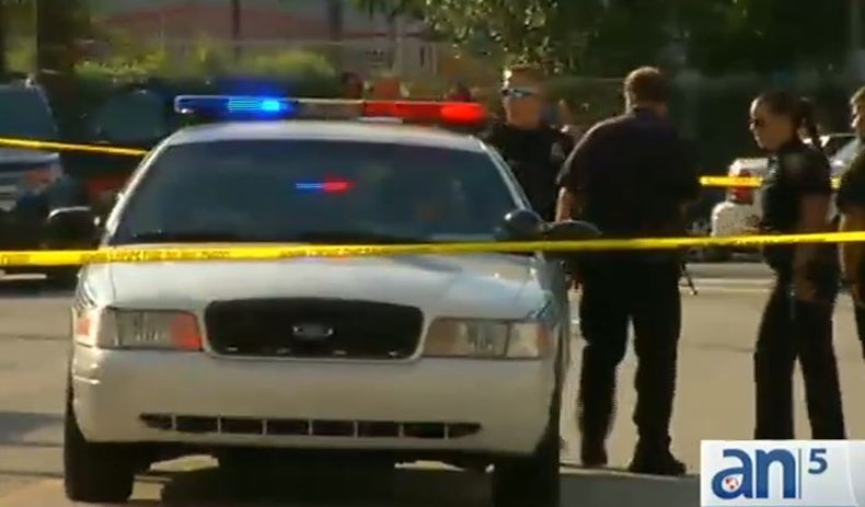 Una mujer es apuñalada por su ex novio frente a una escuela primaria en Flagler. Se cree que los celos fueron el móvil del crimen.