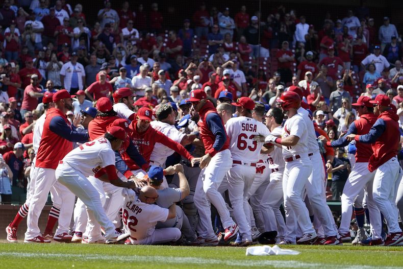 DEP-BEI METS-CARDENALES