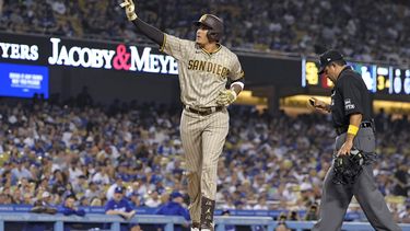 Padres anulan a Dodgers, que acumulan 3ra derrota al hilo