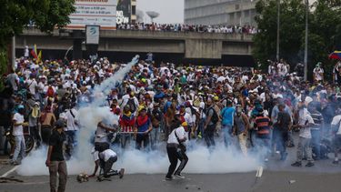 fotos y videos de las masivas marchas en venezuela contra el regimen de nicolas maduro