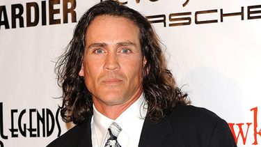 fallecio joe lara en un accidente aereo,  el tarzan de los anos 90s