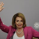 Pelosi firme pese a enormes desafíos