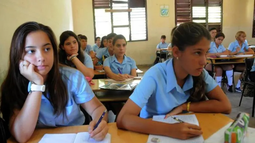 cuba: 50 % de los estudiantes suspendieron los examenes de ingreso a la universidad