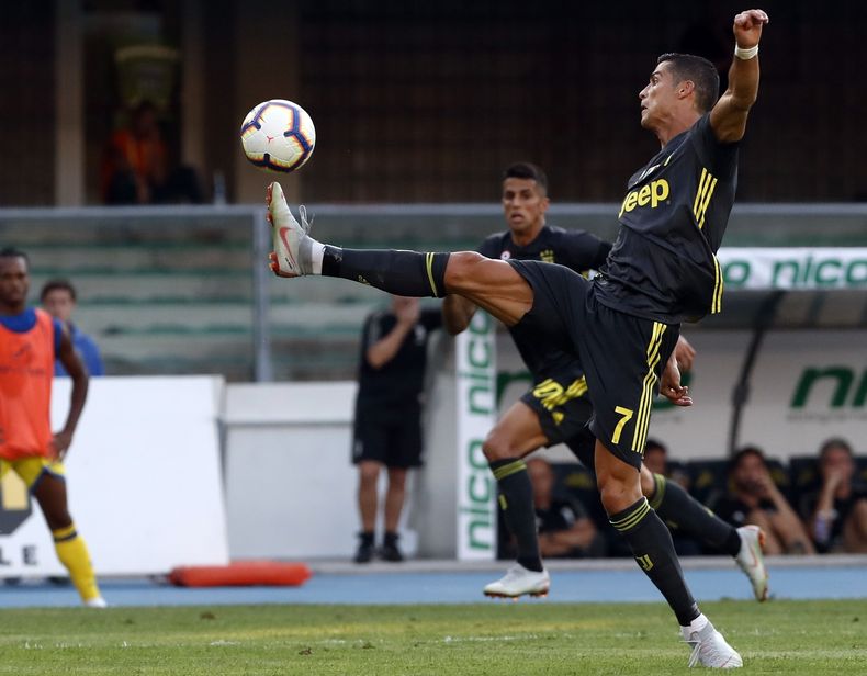 DEP-FUT_JUVENTUS-CRISTIANO_RONALDO-0.jpg