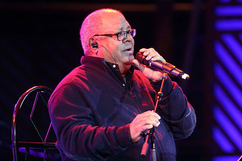 Ofrecerá un concierto este fin de semana en la ciudad española de Oviedo y luego continuará con la gira de su álbum 'Renacimiento'.