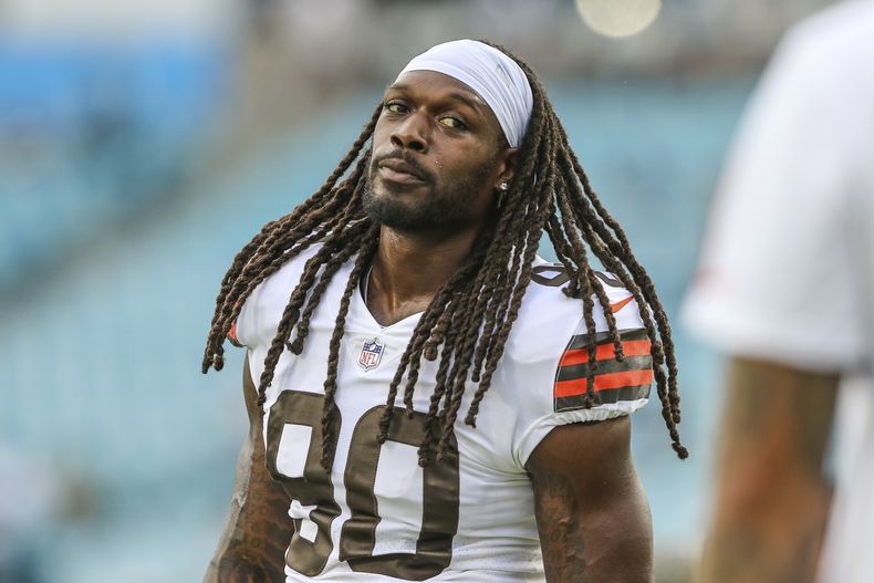 DEP-NFL BROWNS-LESIONES