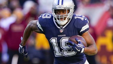 Fuente AP: Browns obtienen a Cooper en canje con Cowboys