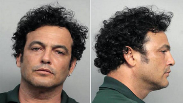 cubano pasa de exitoso modelo en italia, a acusado de falso policia en hialeah