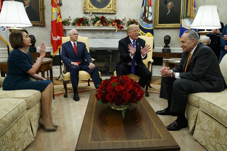 AMN-GEN_TRUMP-MURO-0.jpg