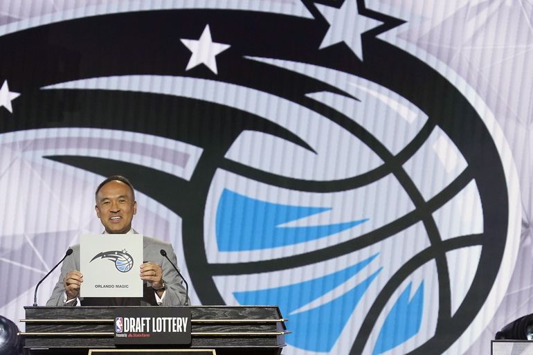 Magic gana la lotería del draft de la NBA