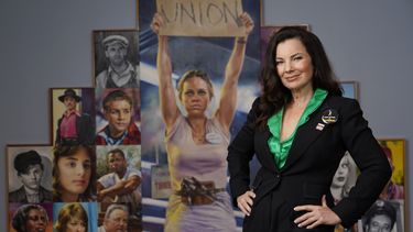 ARCHIVO - La presidenta del sindicato de actores SAG-AFTRA Fran Drescher posa para un retrato el 23 de agosto de 2023, en las oficinas del SAG-AFTRA en Los Ángeles. (Foto AP/Chris Pizzello, archivo)