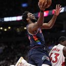 76ers eliminan a los Raptors en 6 encuentros