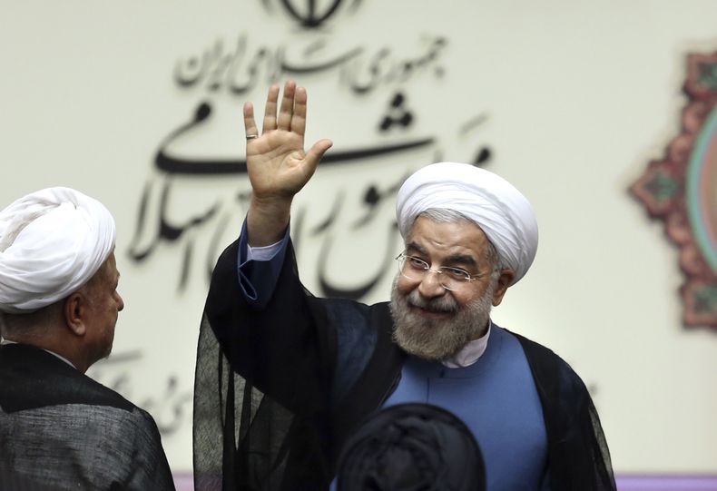 Esta fotograf&iacute;a del domingo 4 de agosto del 2013 muestra al nuevo presidente iraqu&iacute; Has&aacute;n Ruhani tras juramentar su cargo en el Parlamento, en Teher&aacute;n, Ir&aacute;n. (Foto AP/Ebrahim Noroozi)