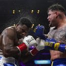 Ruiz gana a Ortiz por decisión en pelea de pesos pesados