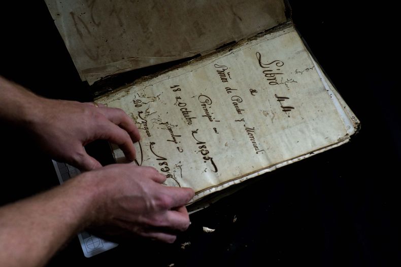 REP-GEN_CUBA-DOCUMENTOS_DE_ESCLAVOS-0.jpg