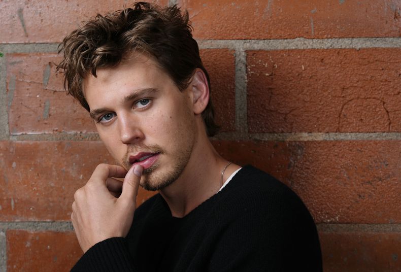 Austin Butler, del elenco de The Bikeriders posa para un retrato el jueves 30 de mayo de 2024 en Los Ángeles. (Foto AP/Chris Pizzello)