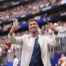 El exentrenador del Liverpool, el alemán Jurgen Klopp, observa el partido por el Grupo E del Mundial entre Alemania y Curazao, el domingo 14 de junio de 2026, en Houston. (AP Foto/Eric Gay)
