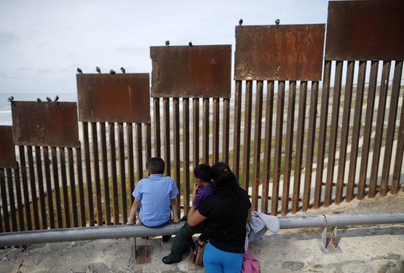 REP-INM_TRUMP-EL_MURO-0.jpg